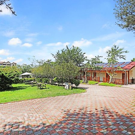 清境 百里莊園 Baili Manor Cing Jing Apartment เหรินอ้าย ภายนอก รูปภาพ