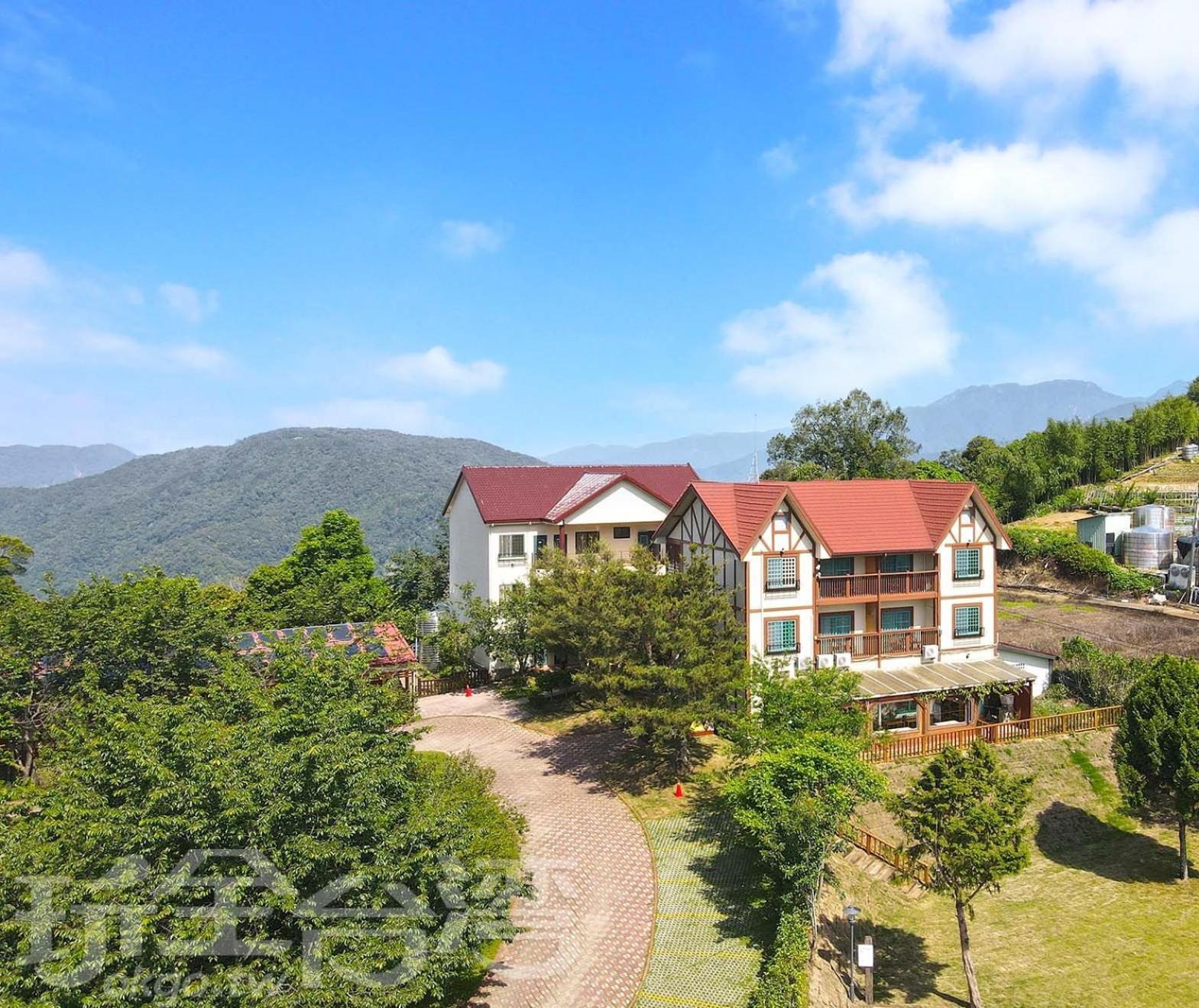 清境 百里莊園 Baili Manor Cing Jing Apartment เหรินอ้าย ภายนอก รูปภาพ
