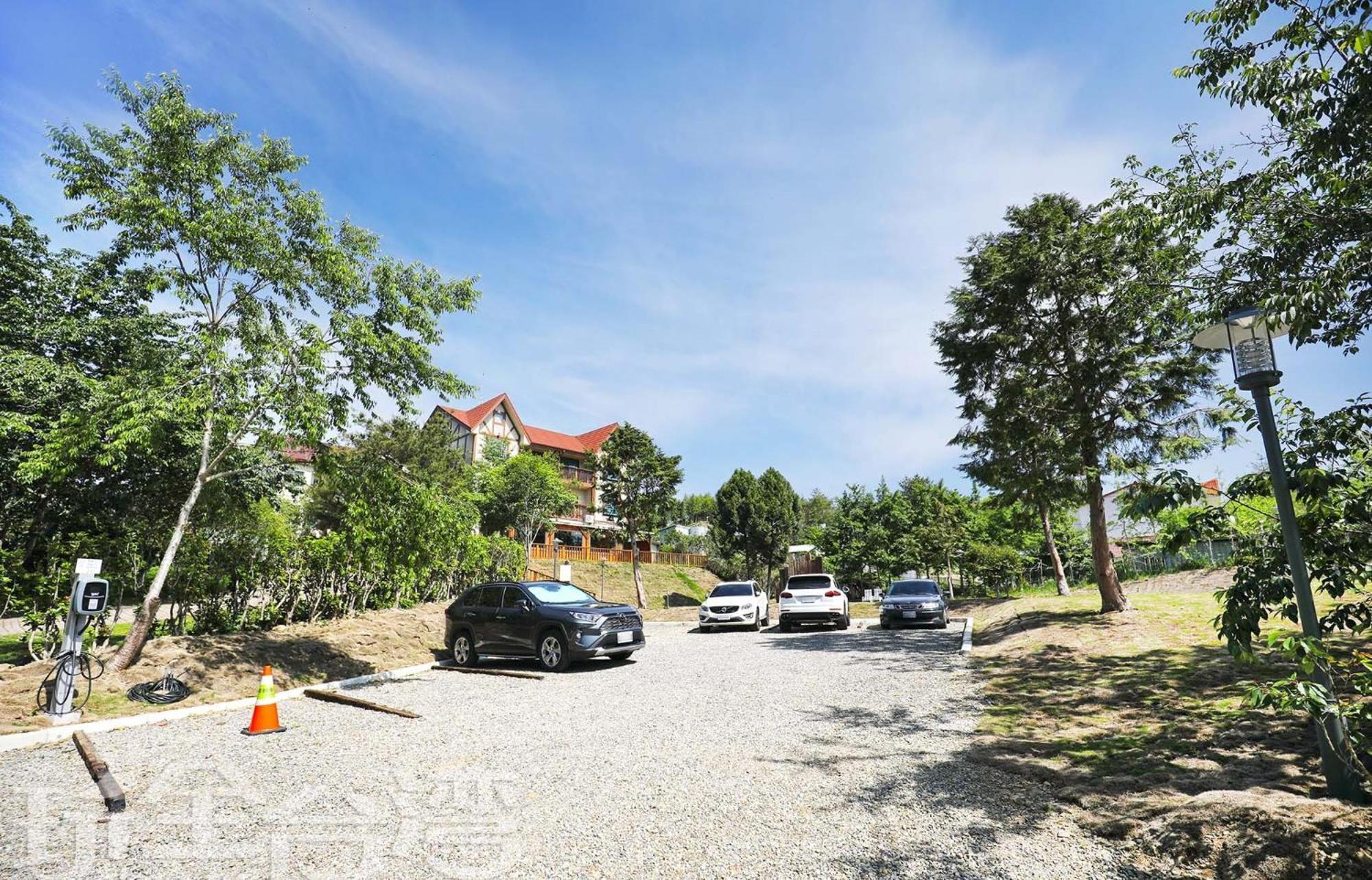 清境 百里莊園 Baili Manor Cing Jing Apartment เหรินอ้าย ภายนอก รูปภาพ