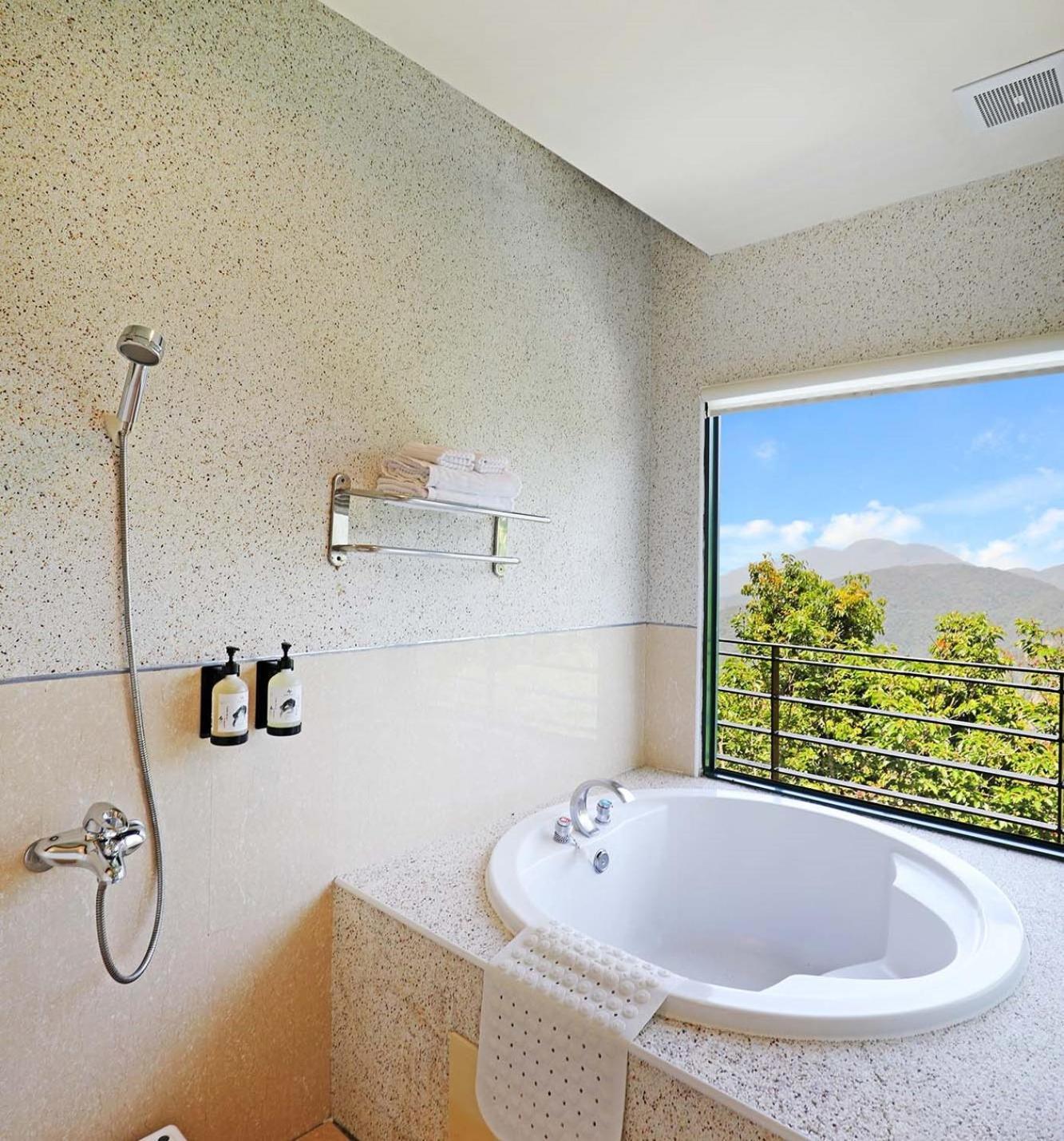 清境 百里莊園 Baili Manor Cing Jing Apartment เหรินอ้าย ภายนอก รูปภาพ