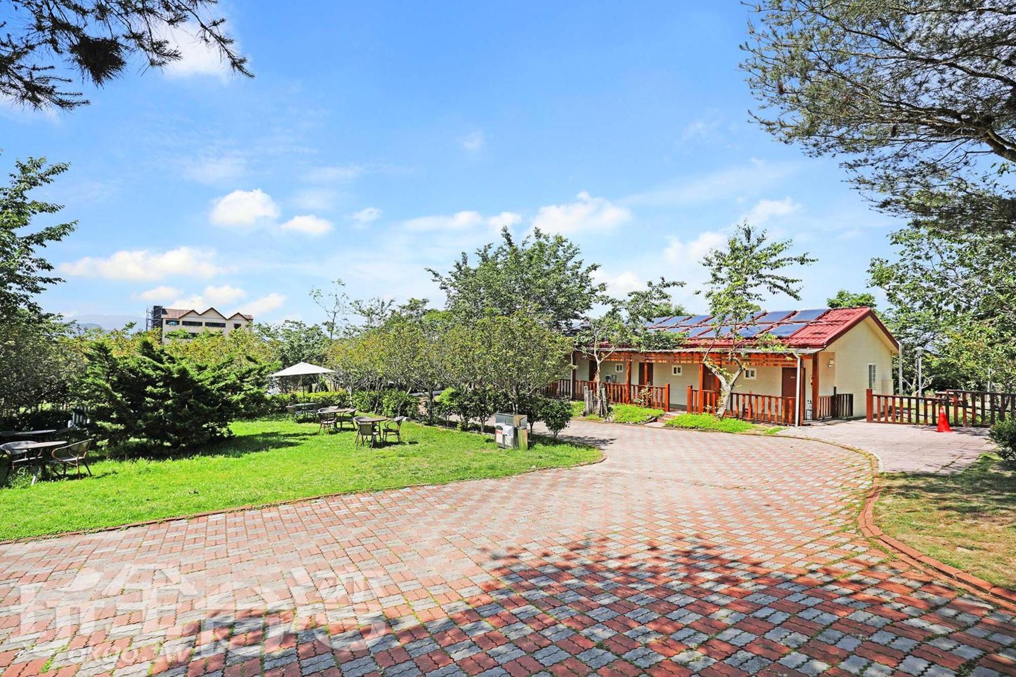 清境 百里莊園 Baili Manor Cing Jing Apartment เหรินอ้าย ภายนอก รูปภาพ